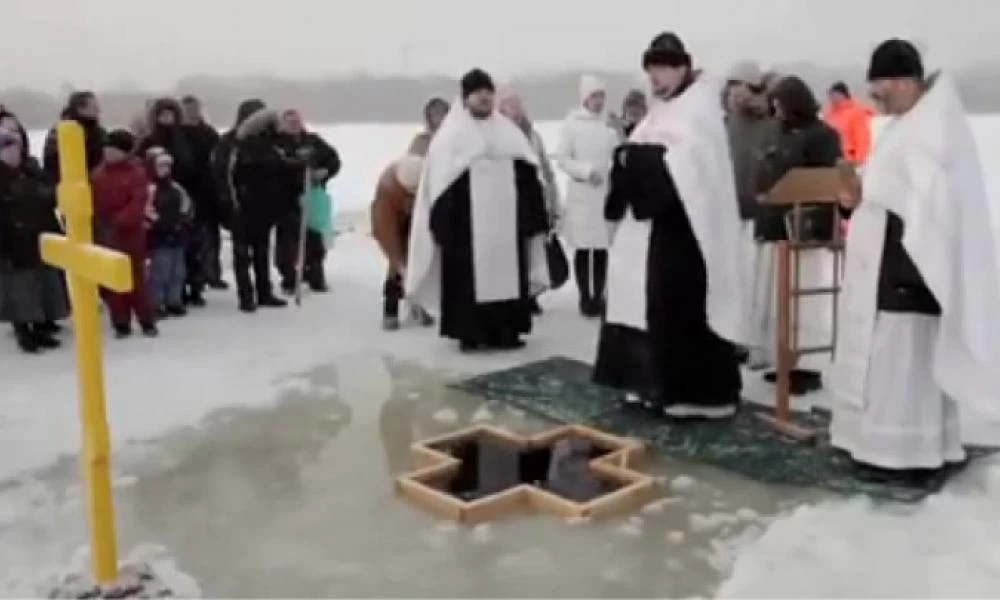 6 Ιανουαρίου: Τα έθιμα των Θεοφανίων σε όλο τον κόσμο